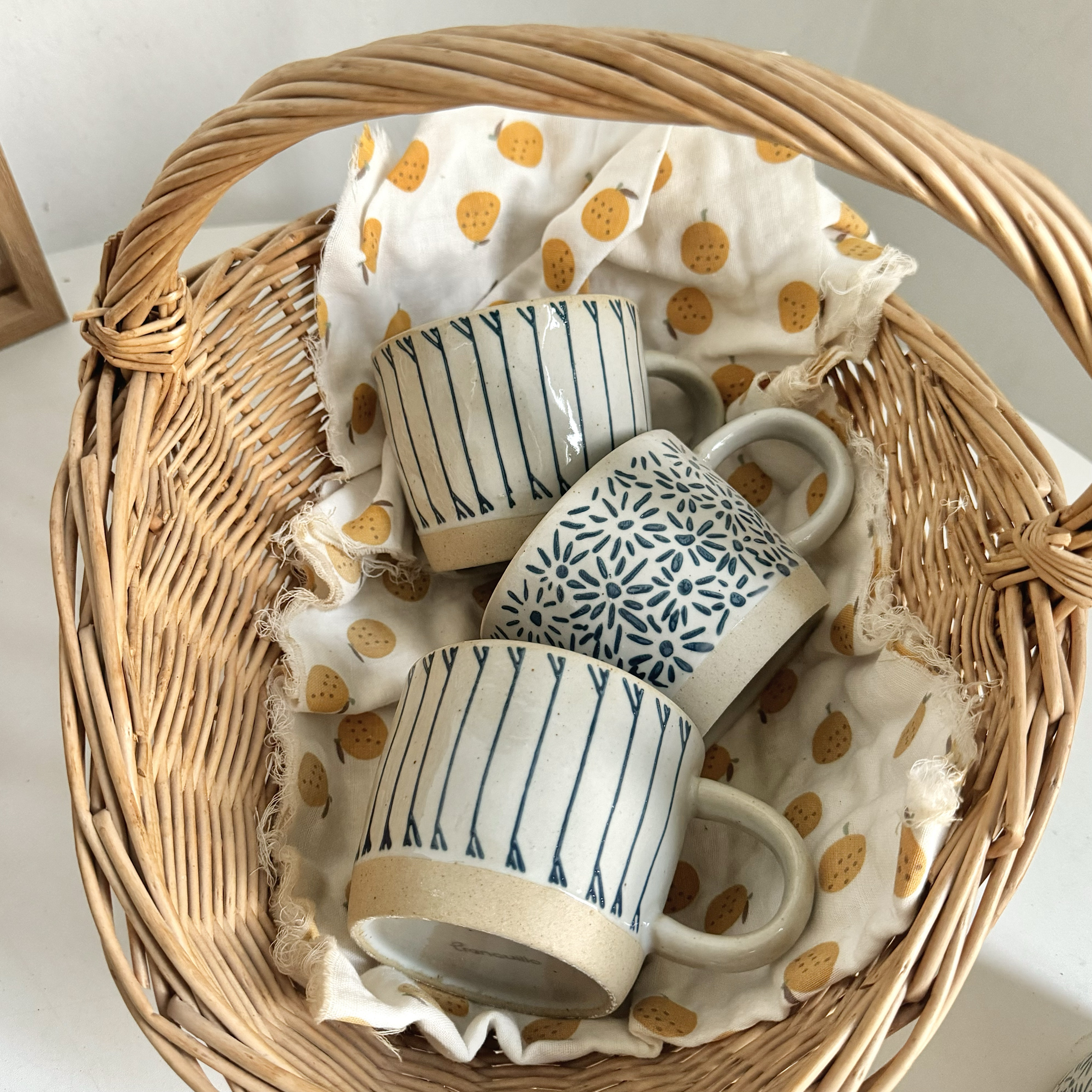 日式柴火烧粗陶马克杯复古陶瓷水杯办公室咖啡早餐杯手绘蓝线微瑕