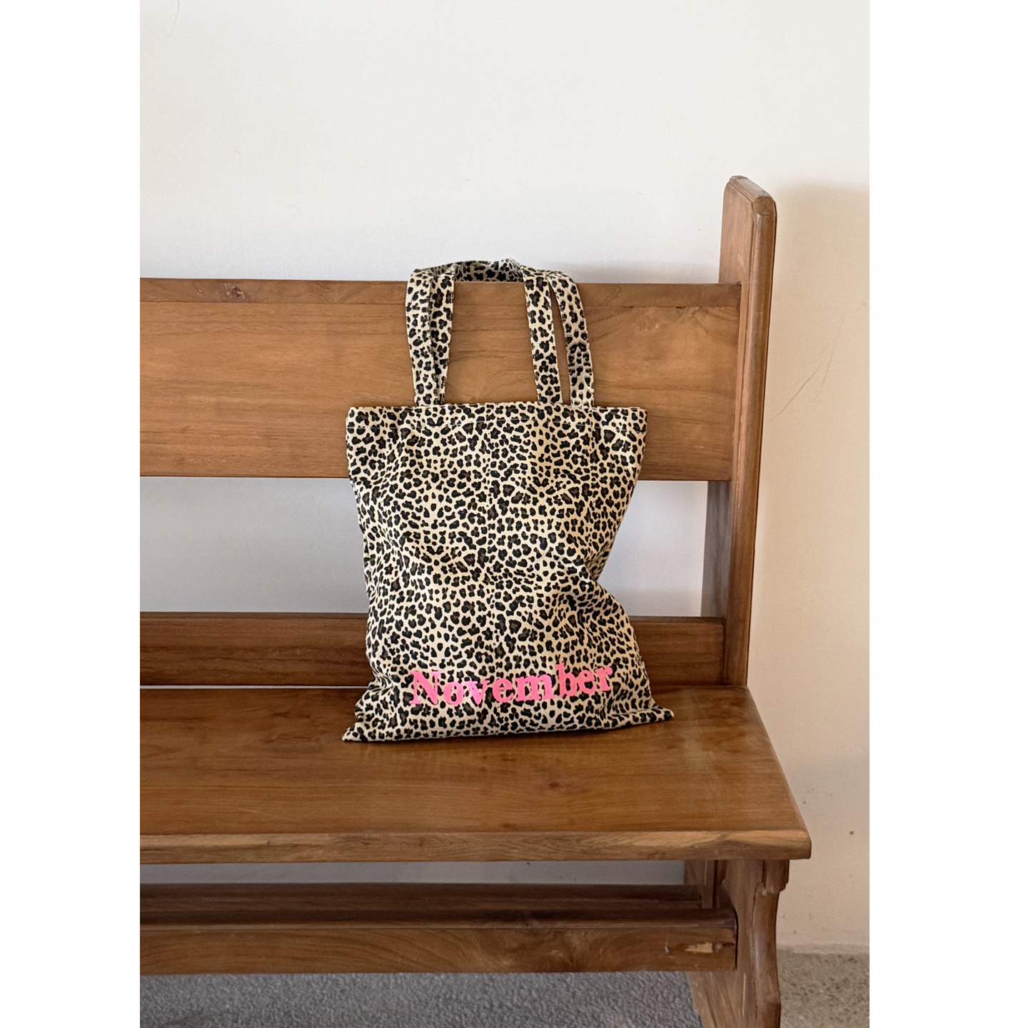 粉色字母双面豹纹单肩帆布包