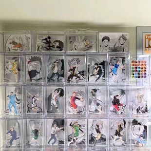 立牌吃谷动漫明星周边展示架收纳盒防尘透明桌面摆件支架吧唧徽章