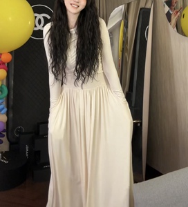 ALU獨家私服ootd贴肤软糯敲弹显瘦艺术优雅女神决美醋酸棉连衣裙