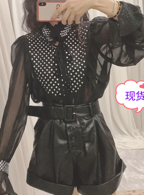 TWO2021秋季新款 名媛风烫钻黑色薄款衬衫设计感小众V领长袖上衣