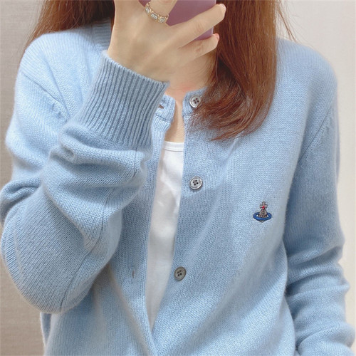 圆领纯羊毛刺绣针织开衫女