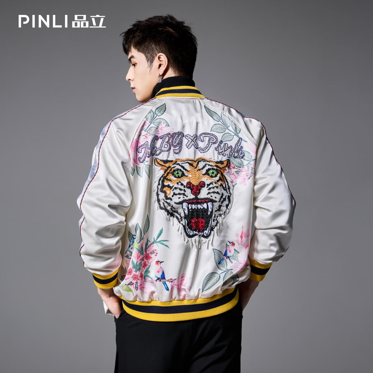 PINLI品立复古刺绣男棒球服外套