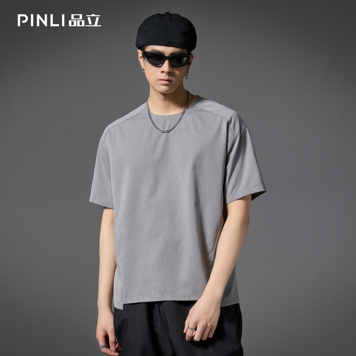 PINLI品立细条纹拼接休闲灰色T恤