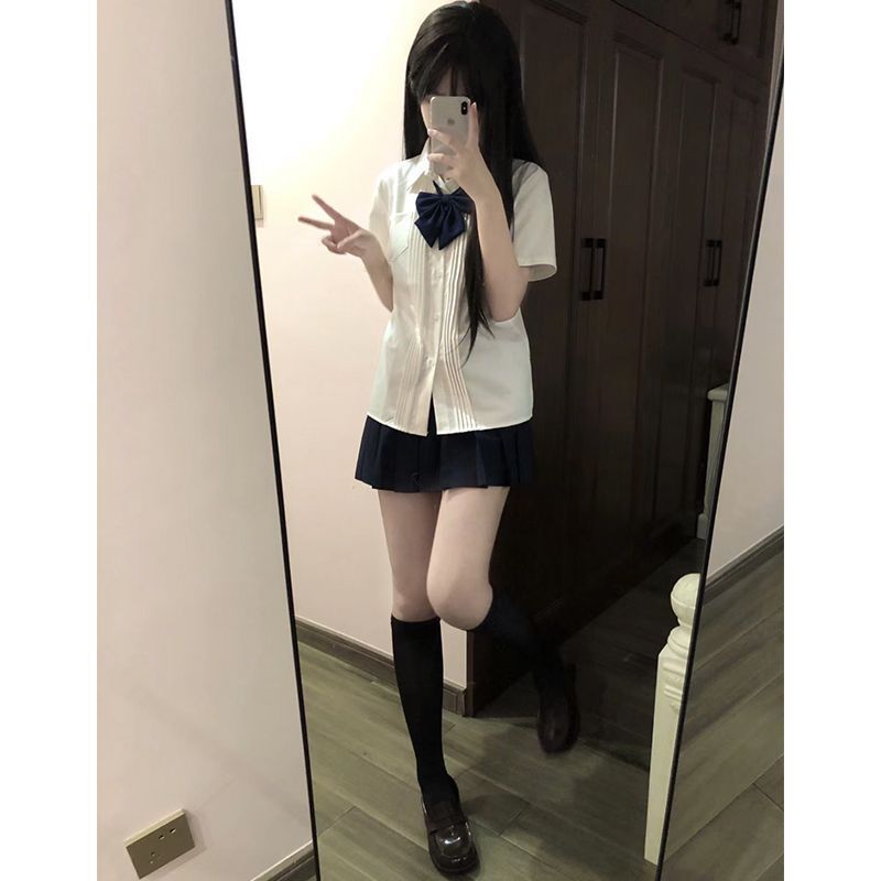 jk制服衬衫小清新显瘦上衣日系学院风夏季新款风琴褶基础款白衬衣