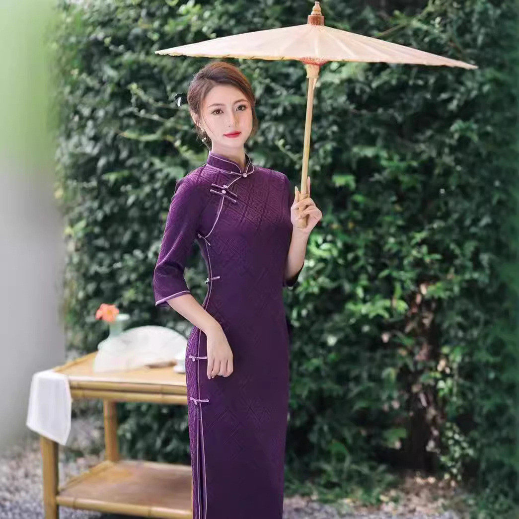 紫红色新款针织弹力高端喜婆婆喜妈妈婚宴优雅礼服敬服高级感旗袍