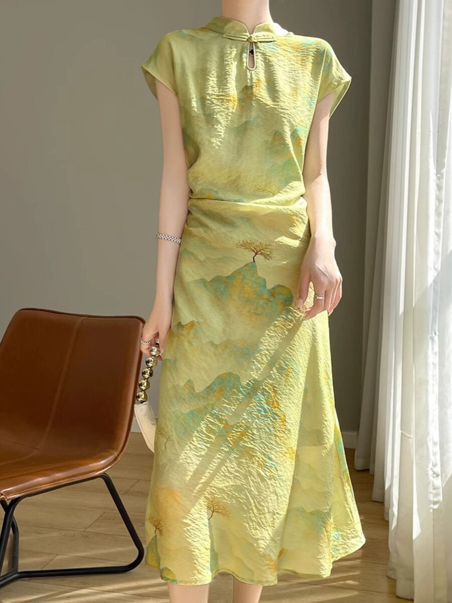 여성을위한 새로운 중국 스타일 피는 자카드 치파오 드레스 2024 새로운 복고풍 국가 스타일 향상된 디자인 스탠드 칼라 반팔 드레스