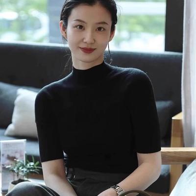 法式黑色薄款半高领打底衫正肩短袖女秋季修身高级感中袖内搭上衣