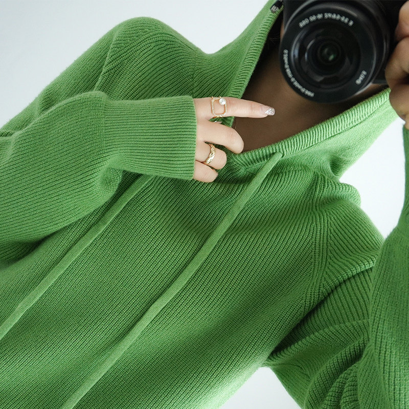 2025年秋季新款连帽卫衣羊毛针织宽松毛衣上衣通勤打底衫女元宝针