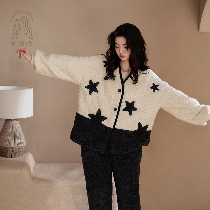 妮狄娅女冬珊瑚绒甜美家居服套装