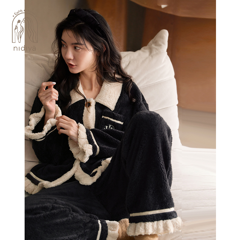 妮狄娅秋冬季女珊瑚绒家居服套装