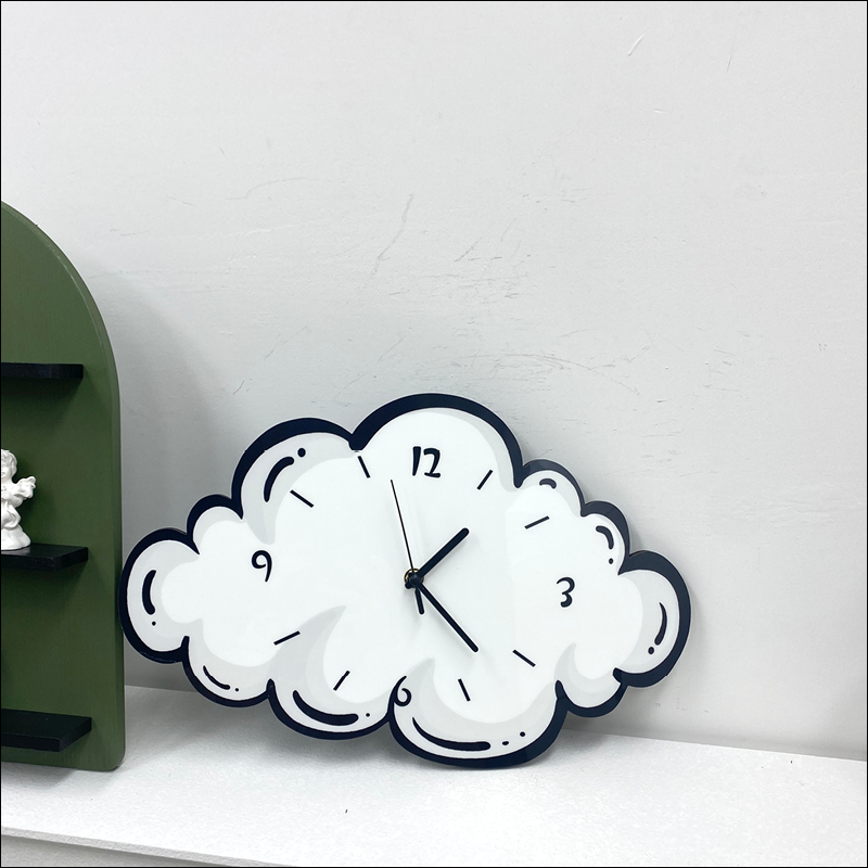 原创静音免打孔挂墙挂钟个性简约