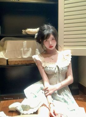 Tomoyois知世 樱织花翎 精致甜美小飞袖温柔碎花收腰公主风连衣裙