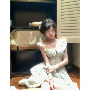 Tomoyois知世 樱织花翎 精致甜美小飞袖温柔碎花收腰公主风连衣裙