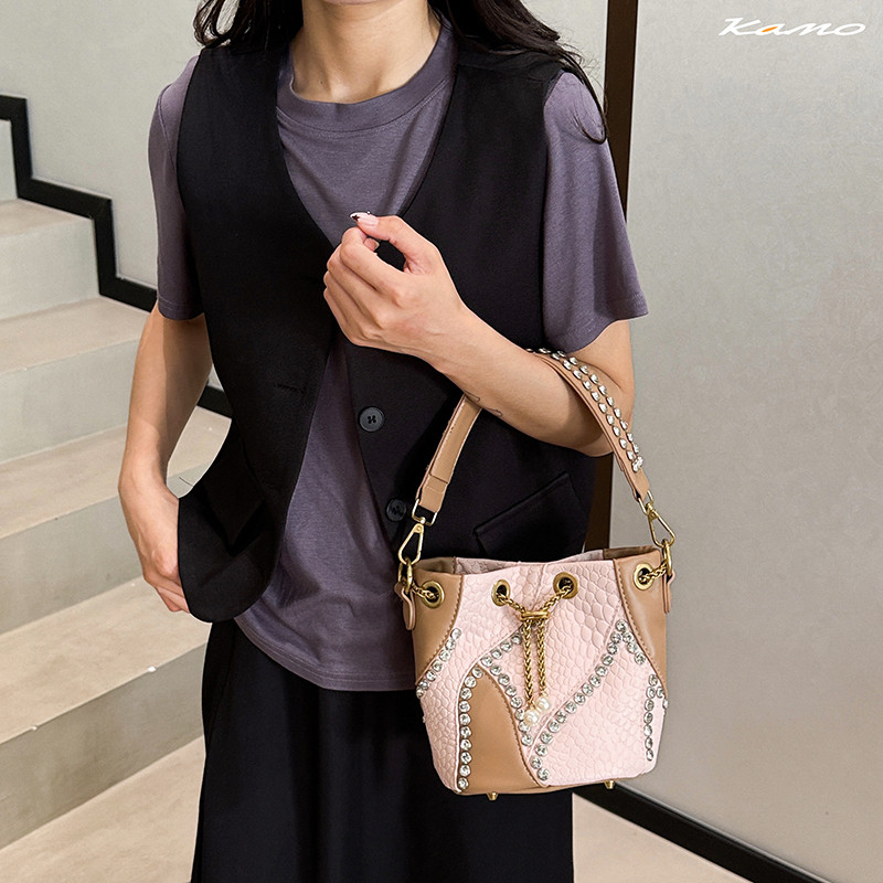 轻奢镶钻链条水桶包女斜挎手提