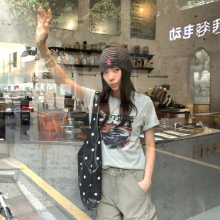 珍妮宇航局 复古印花短袖t恤女宽松纯棉夏季正肩修身2026新款上衣