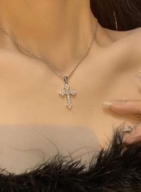 钛钢链~超闪锆石十字架项链轻奢小众设计颈链高级气质通勤锁骨链