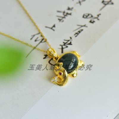 和田玉青玉女款小象玉石挂件吊坠