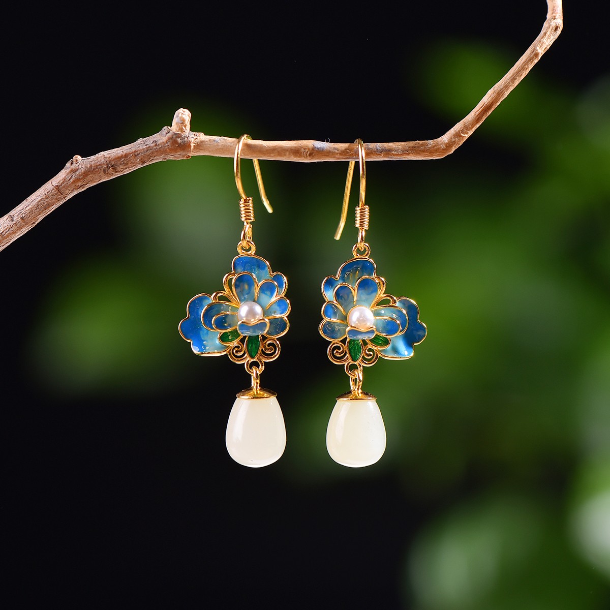 和田玉925银镶嵌耳环珐琅彩绘