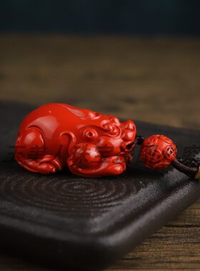 天然原矿红朱砂独角兽貔貅吊坠