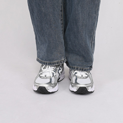 NEWBALANCE复古休闲鞋