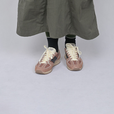 NEWBALANCE复古休闲鞋