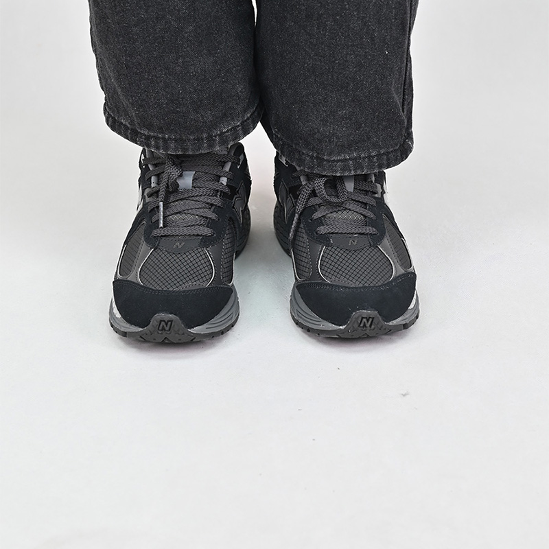 NEWBALANCE复古休闲鞋