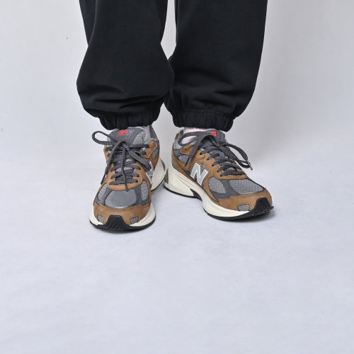 NEWBALANCE复古休闲鞋
