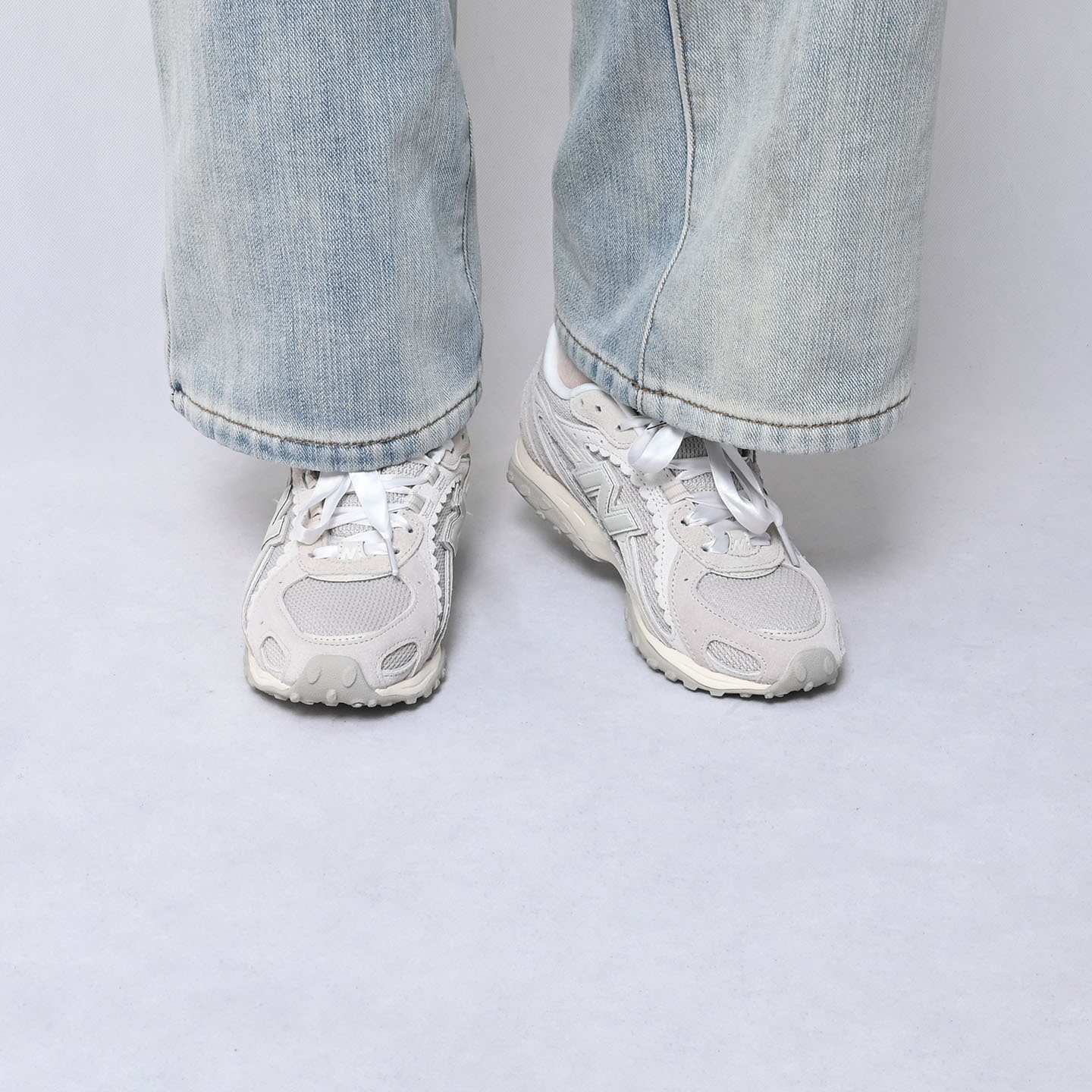 NEW BALANCE NB新款204L复古休闲鞋情侣百搭运动鞋薄底鞋U204L2SZ - 实物图