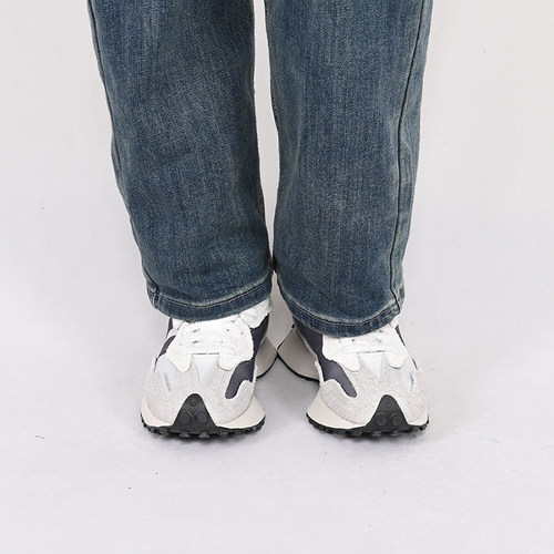 NEWBALANCE复古休闲鞋