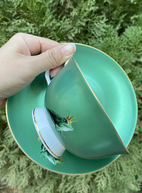 实用礼品周年庆礼物高档骨瓷杯碟套装紫色磨砂蝴蝶祖母绿青蛙图案