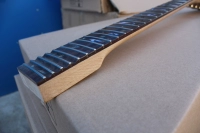 Шея (белая голова)