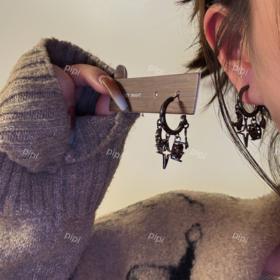 pipi韩版原创黑红色土星夸张女环气质韩国个性耳环小耳圈耳饰银针