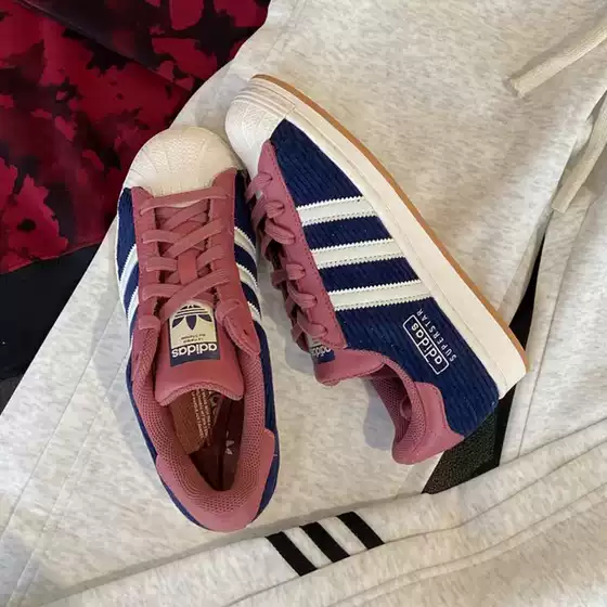 Adidas Superstar W Women's Low-Top Comfortable Durable Casual Skate Shoes IG2152
