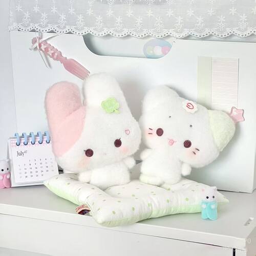 可爱鱼饼小猫毛绒挂件