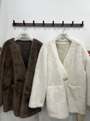 2025新款皮草外套 中长款水貂毛皮毛一体大衣年轻时尚百搭 超大件