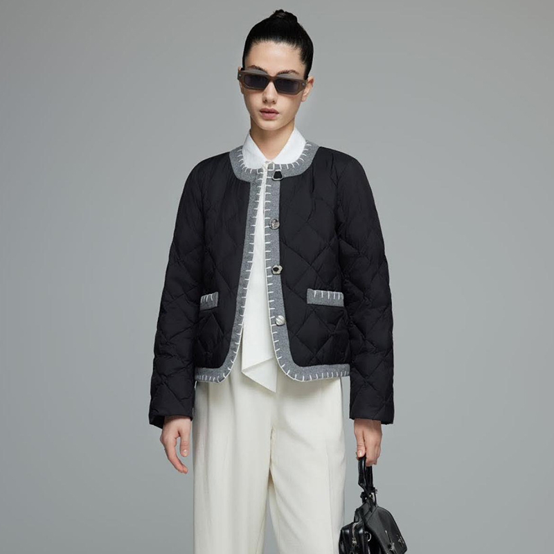 滨系列专业羽绒服969元90绒拼接