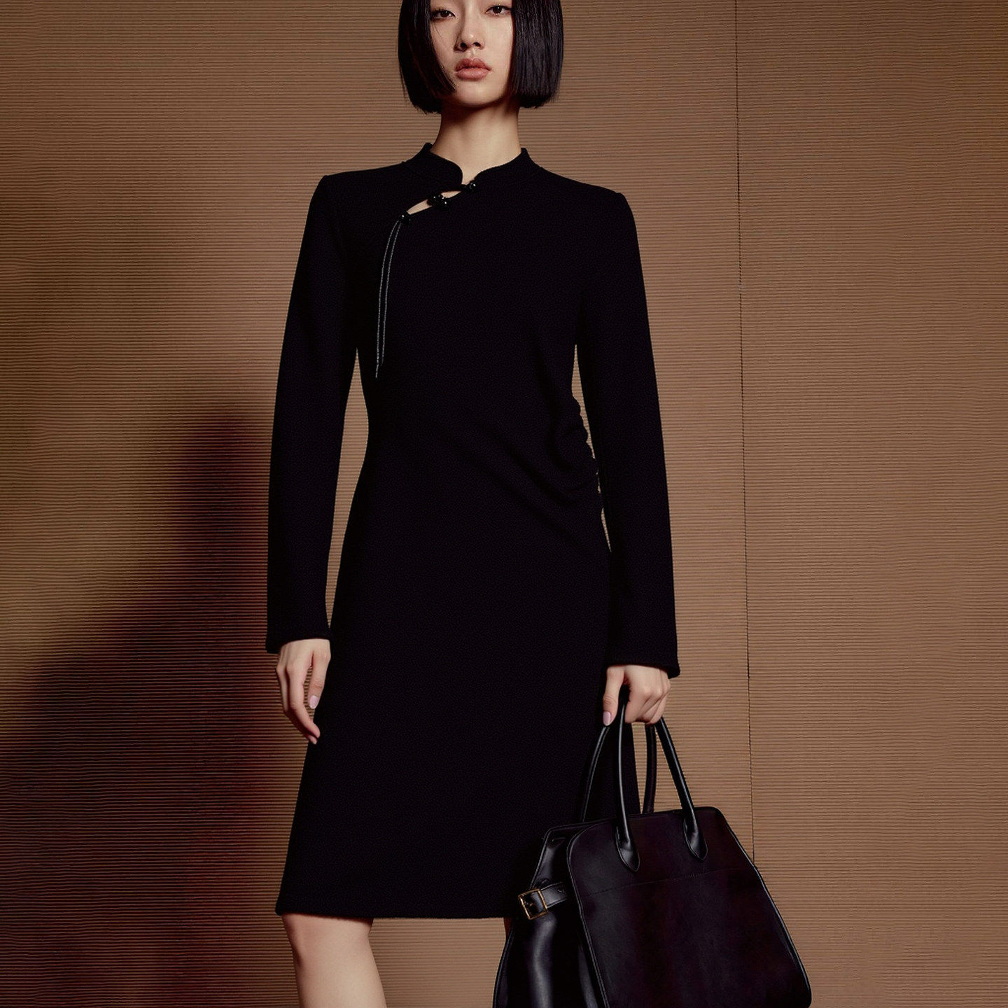 【依系列】品牌女装折扣2025年冬季999元新中式盘扣针织连衣裙,女装/女士精品,连衣裙,淘宝优惠券,粉丝福利购,淘宝优惠卷