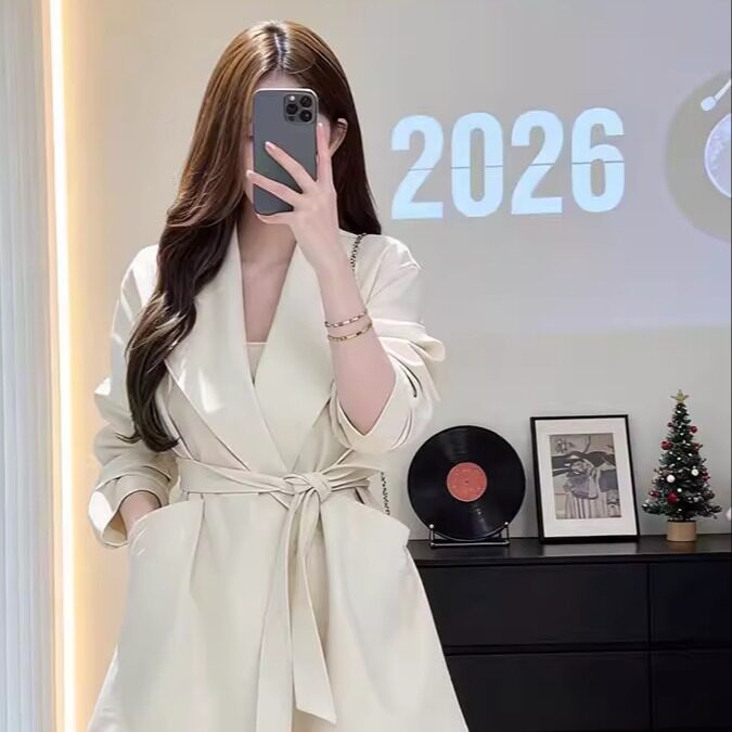 米白色短款风衣女小个子2026春秋