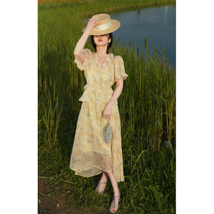 NANASTORE碎花连衣裙女2024春季新款宽松v领雪纺法式裙子收腰显瘦