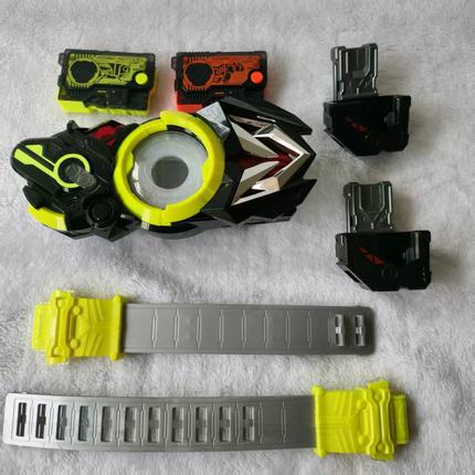 日版万代 ZERO one 01飞电驱动器变身  密钥联动蝗虫腰带 DX 二手