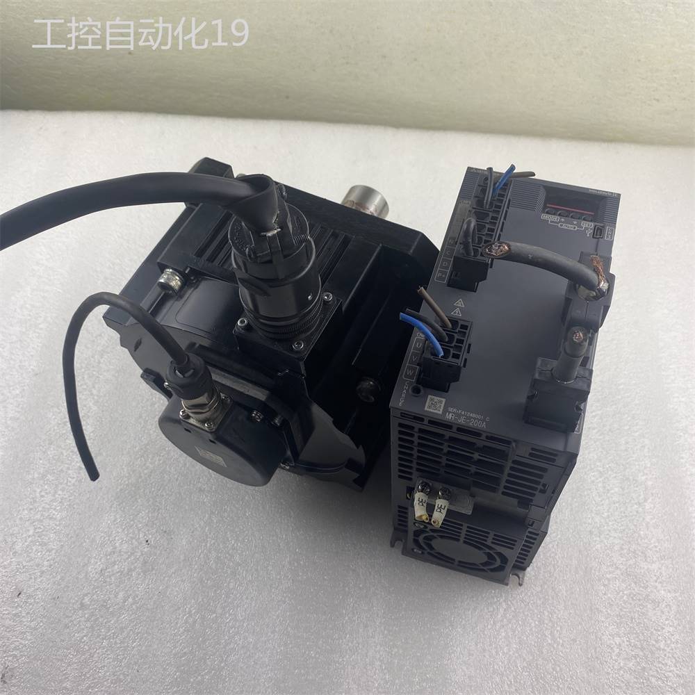 三菱伺服2KW套装 MR-JE-200A/B HF-SN202J-S100脉冲型总线型包好