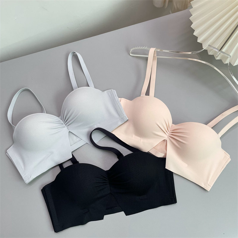 半杯小胸内衣女聚拢显大无肩带防滑无痕无钢圈夏季薄款文胸罩套装
