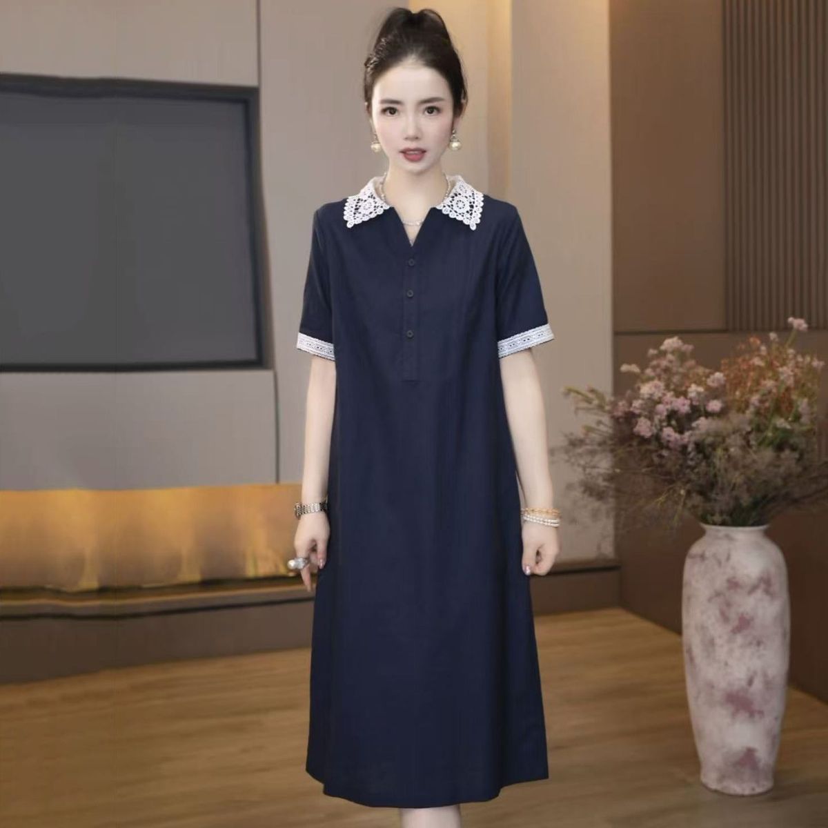 娃娃领蕾丝拼色显气质棉连衣裙女