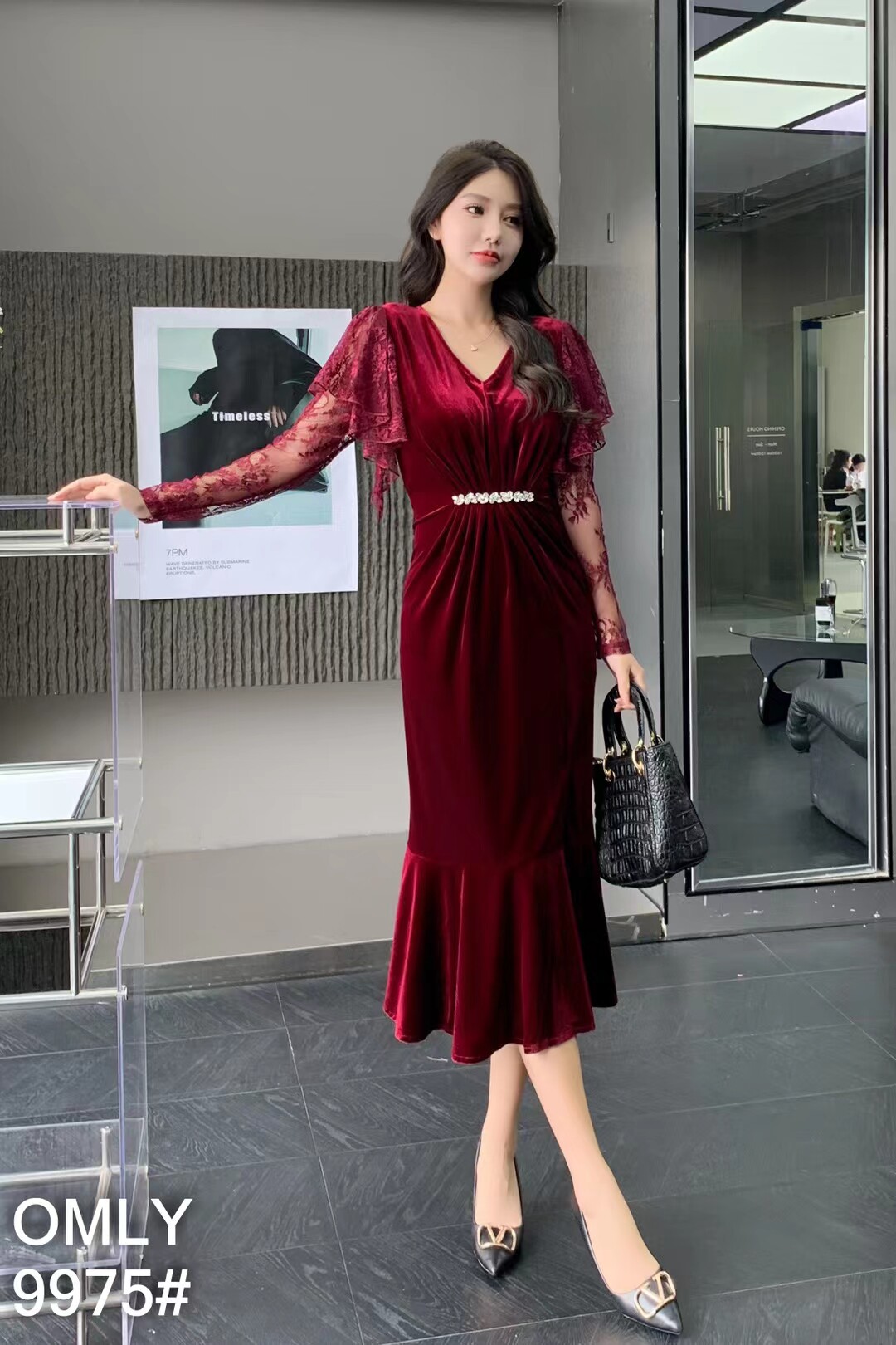 欧货秋冬款蕾丝拼接金丝绒连衣裙淑女名媛甜美镶钻荷叶领鱼尾裙