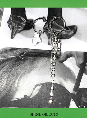 （PTOY*现货）自主JUSTINE 20新款 白钻不对称个性皓石白水晶耳环