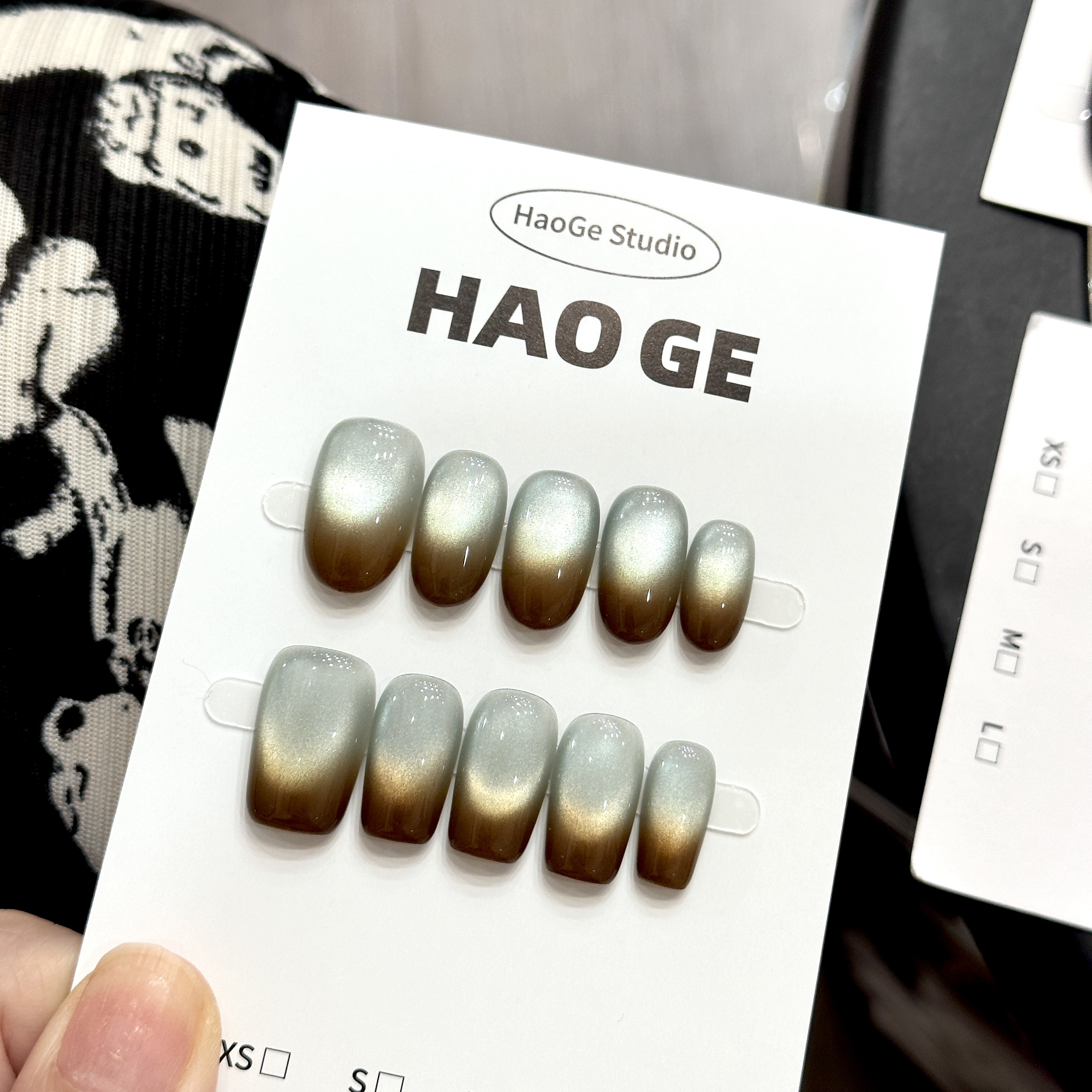 【绿萤】薄荷咖啡猫眼高级渐变显白秋冬纯手工穿戴甲精致美甲
