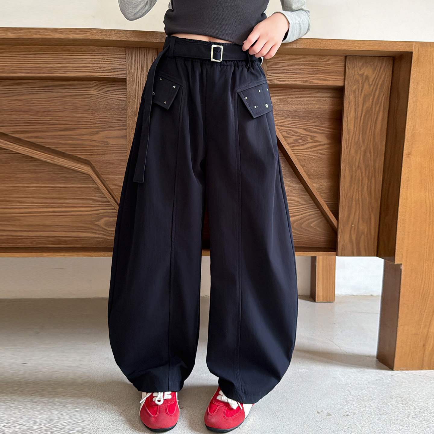 儿童裤子女童弯刀裤2026新款秋装初中生女孩长裤大童休闲裤春秋季