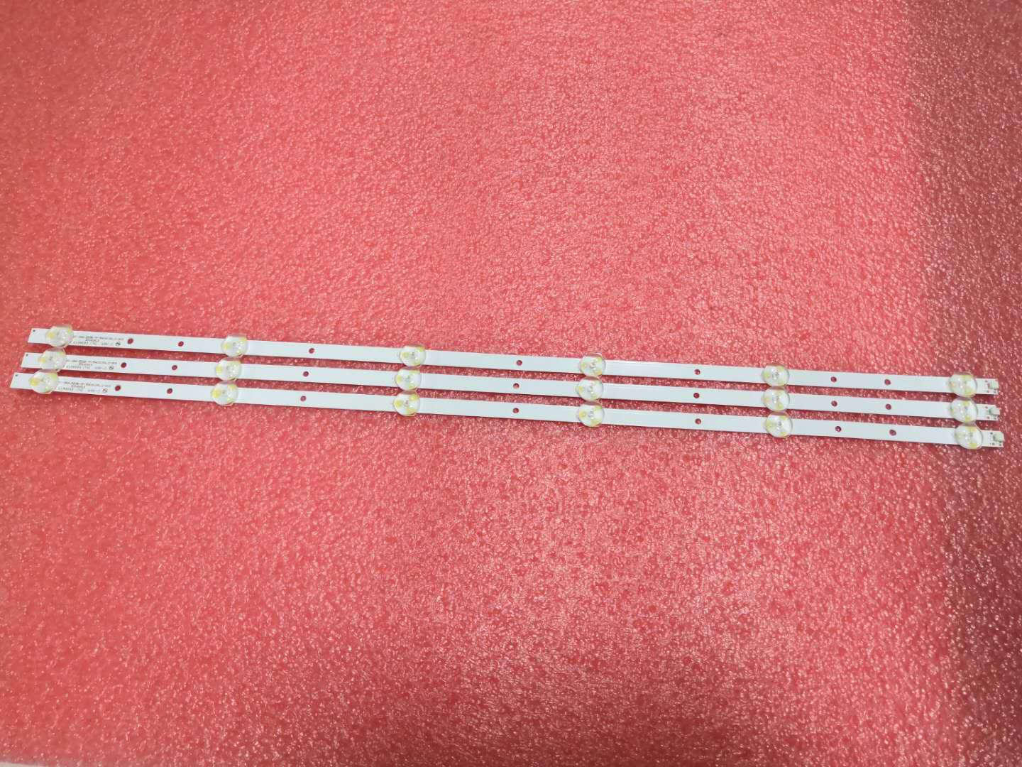 适用长虹39D3700i灯条CHDMT39LB05-LED3030.V0.4 LB-C390X16-E3-A