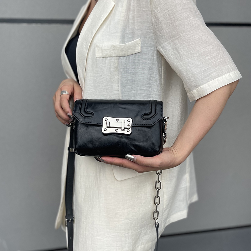链条小方包包单肩斜挎时尚百搭